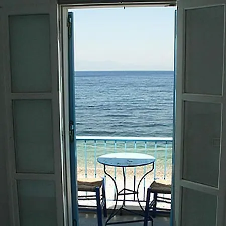 Kleopatra's * Livadia (Tilos)